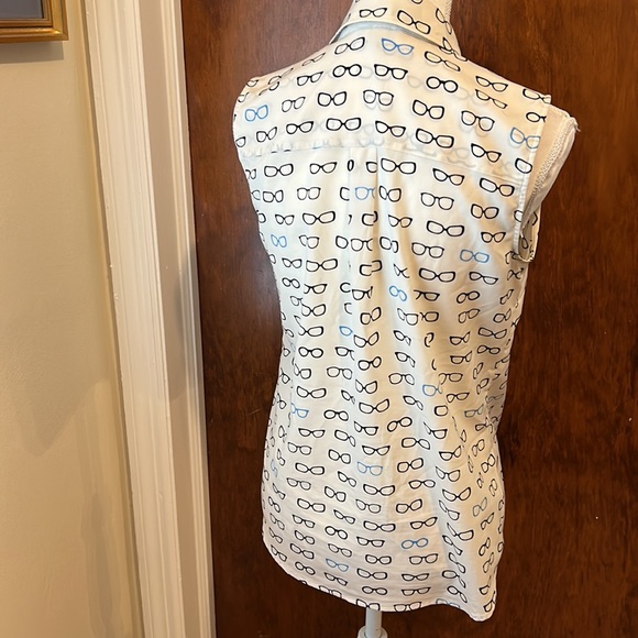 Talbots eyeglass / glasses V neck sleeveless button up. Whimsical. - Picture 6 of 8